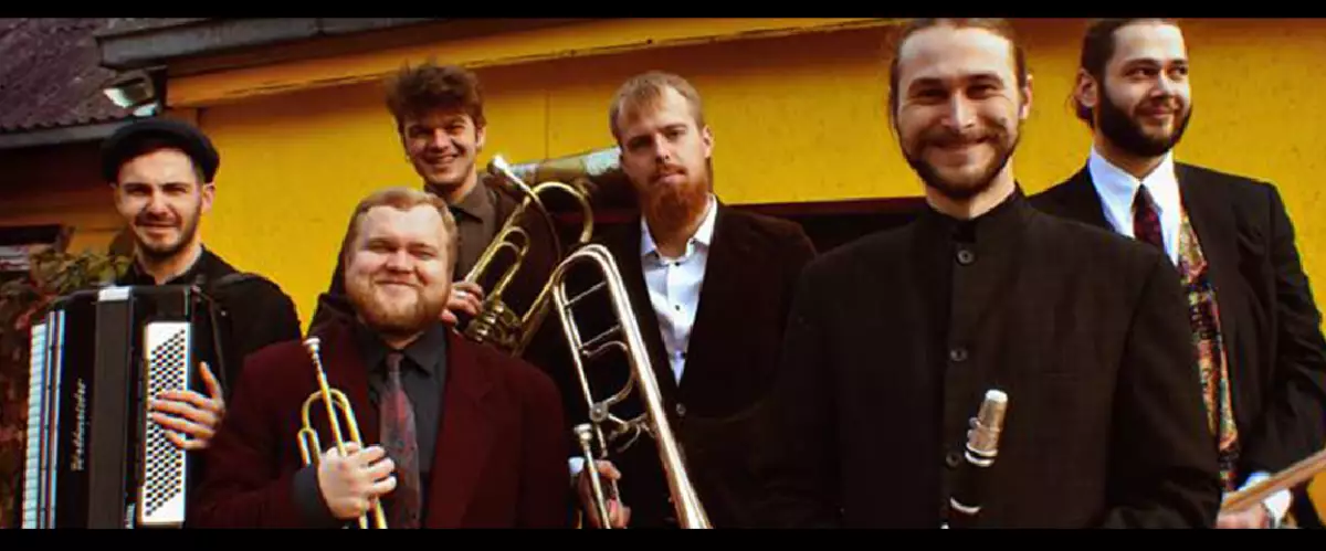 LICHTER DER KULTUREN: RAKIJA KLEZMER ORKESTAR